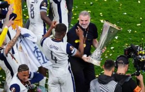 Tottenham Hotspur – Lời nguyền chưa vô địch EPL